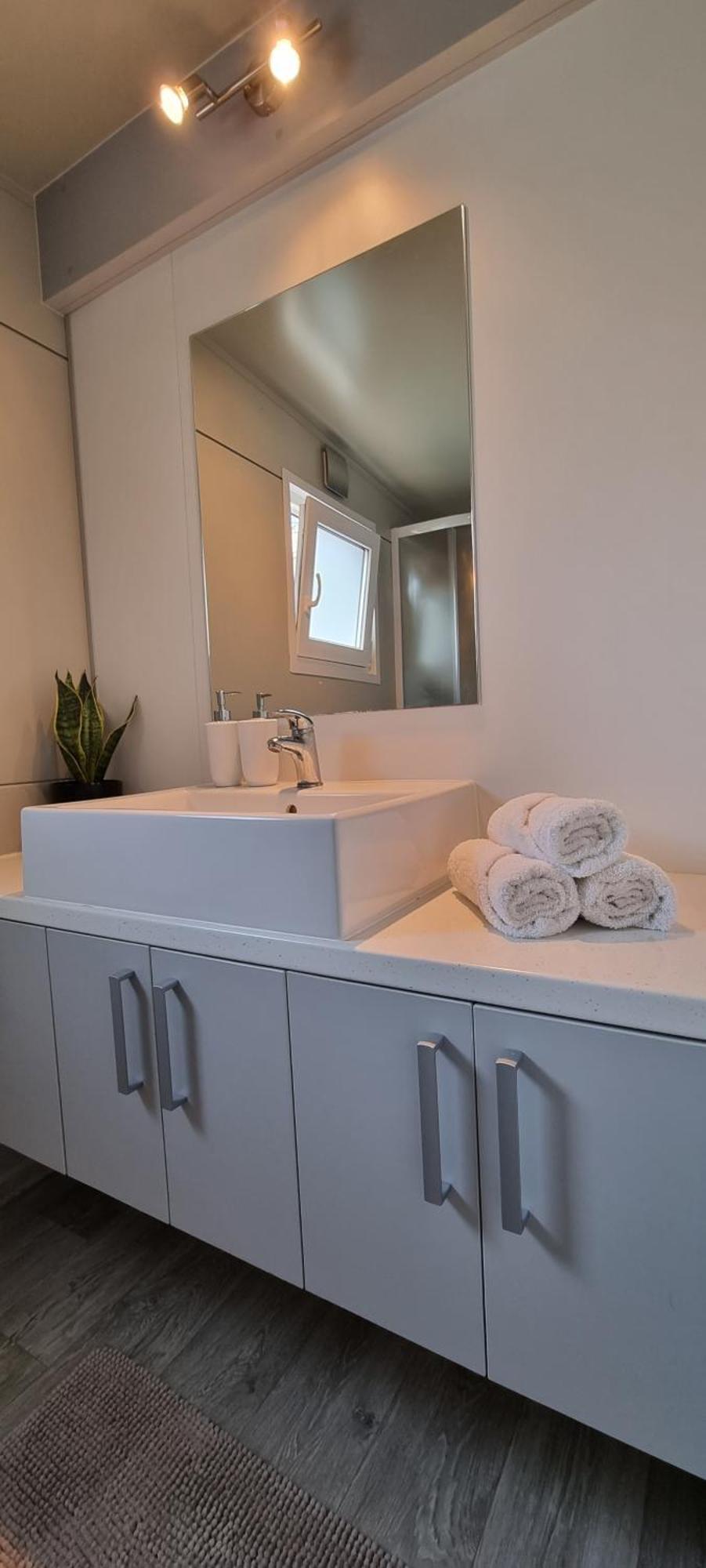 Rasin Mobile Homes Pakostane Bagian luar foto